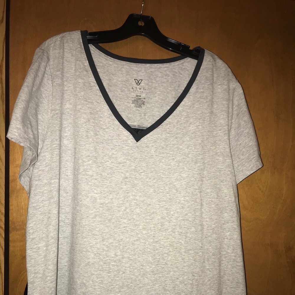 Livi Active Plus Size Top